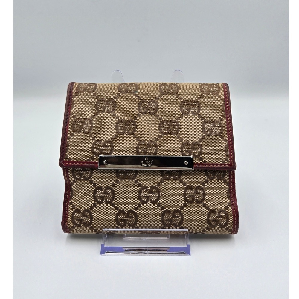 Gucci GG Canvas Red Leather Trim Bifold Wallet Authentic Designer Purse - Picture 1 of 9